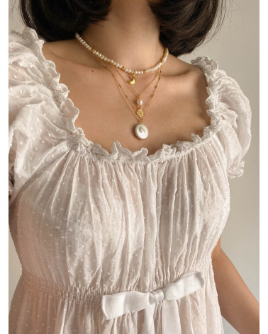 Złoty naszyjnik z rozetką i naturalną perłą